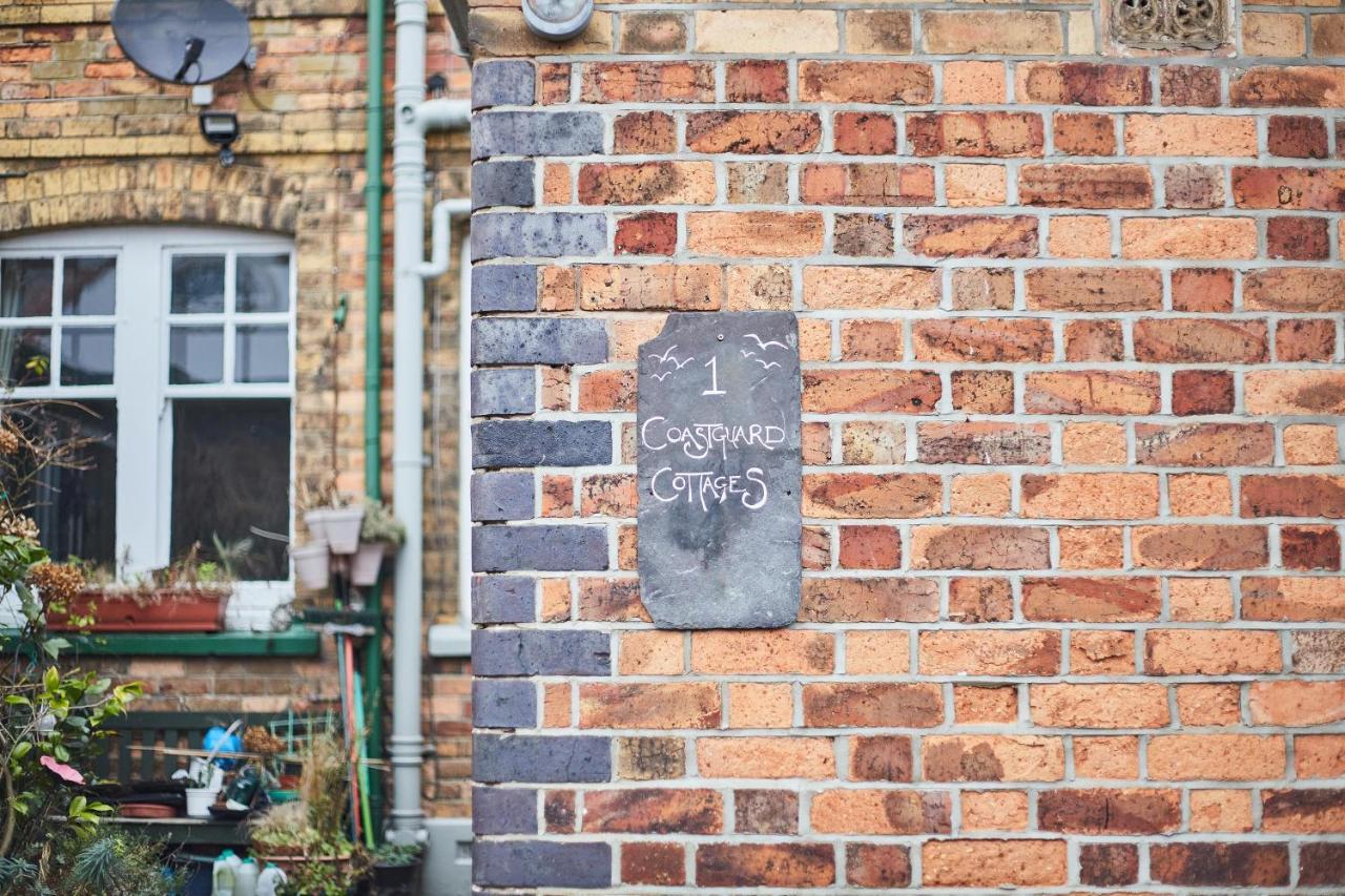 Host & Stay - 1 Coastguard Cottages Scarborough Eksteriør bilde